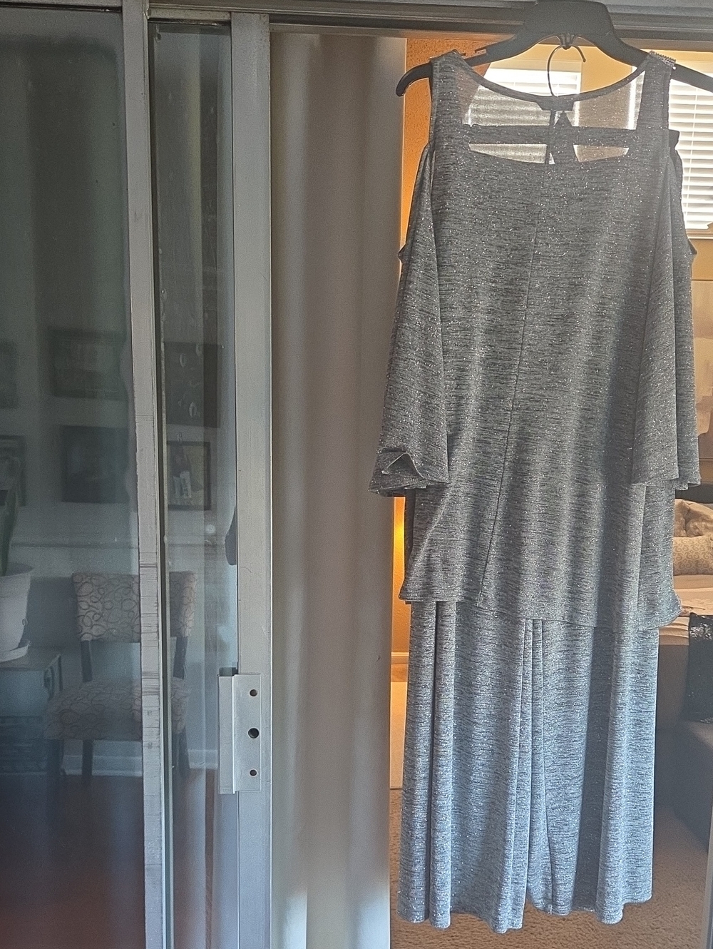 MSK Gray Cold-Shoulder Midi Dress with Tiered Top